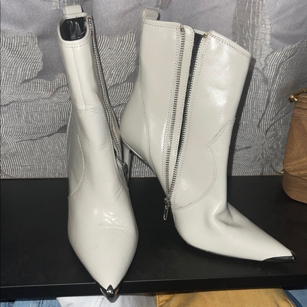 Steve Madden White Ankle Boots with Silver Accents